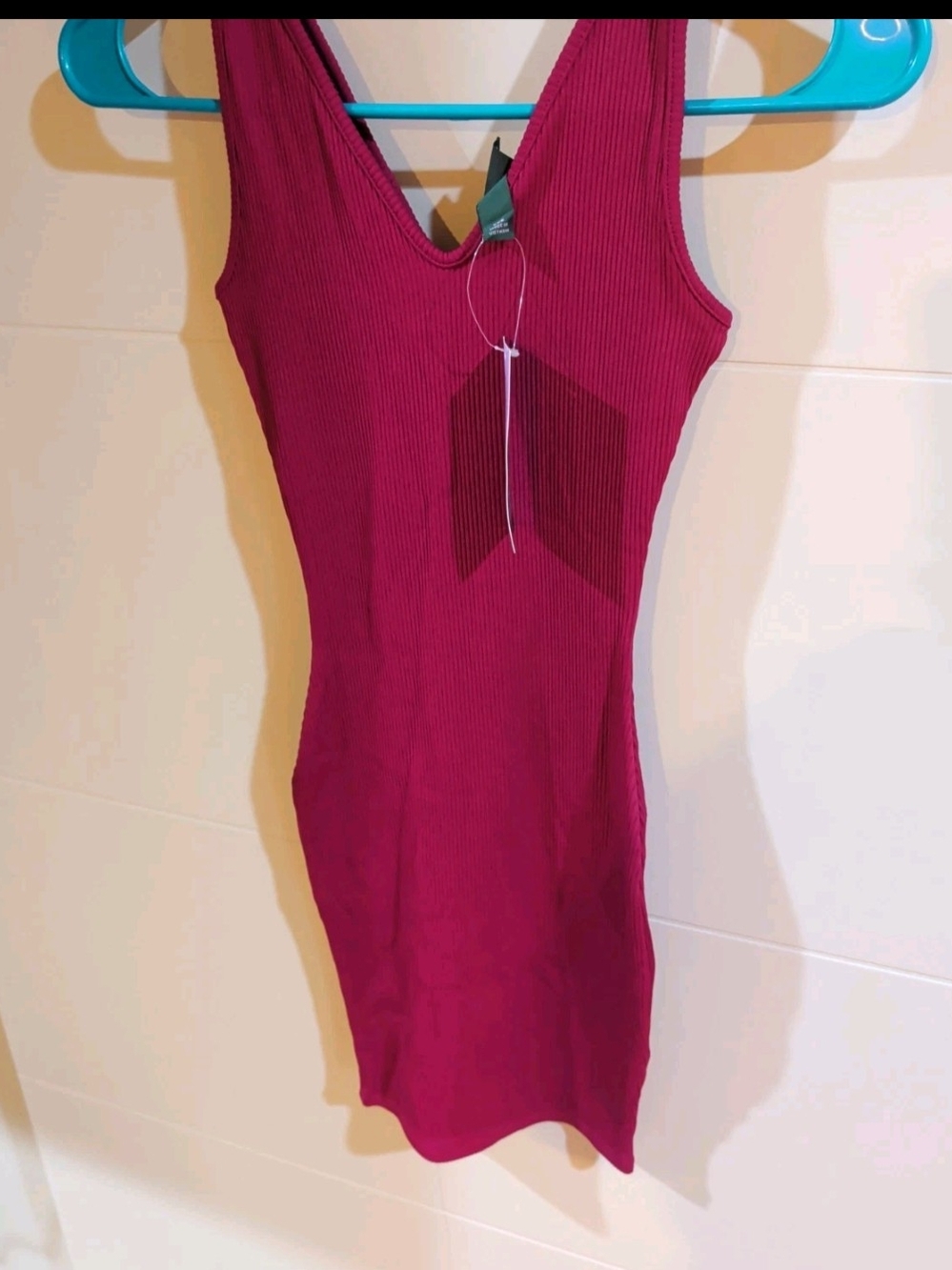 wild fable Ribbed V‑Neck Midi Dress in Berry